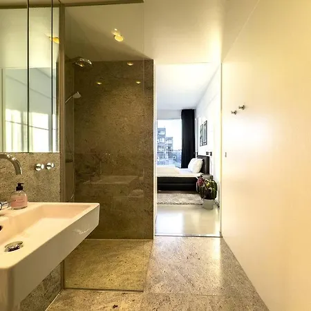 Chic Atelier With Breathtaking Waterfront *