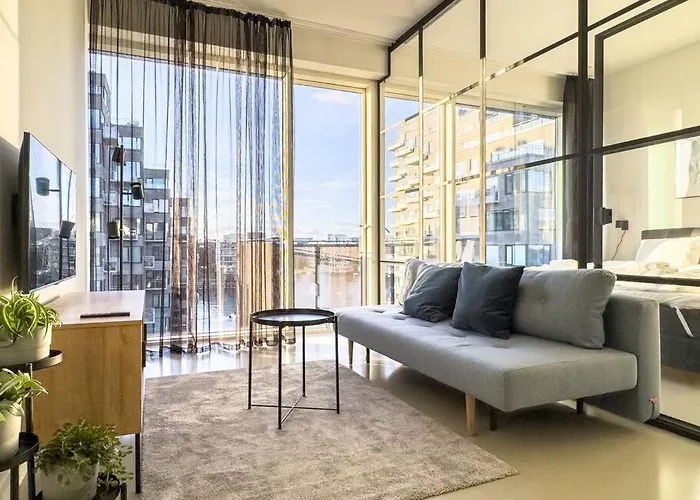 Daire Chic Atelier With Breathtaking Waterfront