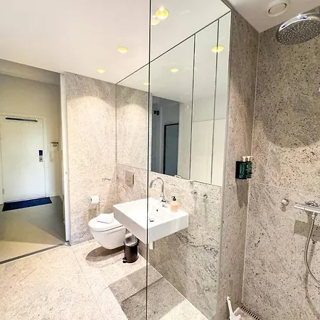 Daire Chic Atelier With Breathtaking Waterfront