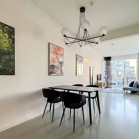 Chic Atelier With Breathtaking Waterfront Appartement *