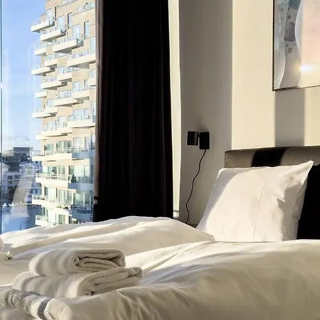 Апартаменты Chic Atelier With Breathtaking Waterfront *