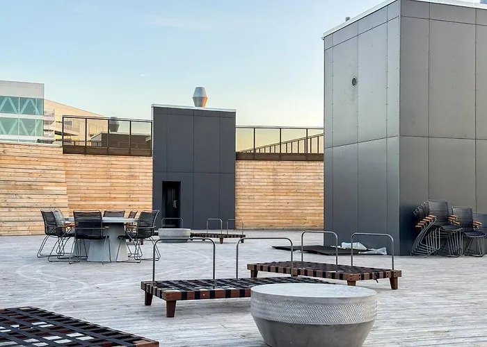 Chic Atelier With Breathtaking Waterfront *